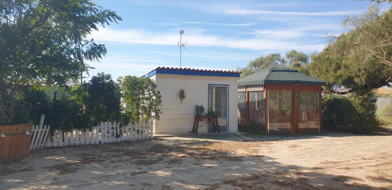 En Finca Las Dunas Dos Chalets Con Jacuzzis En Primera Linea De Playa , Uno De 4 Dormitorios Y Otro De 2 Dormitorios, Llama Al Seiscientos Veintisiete Cuatrocientos Diecisiete Trescientos Noventa Y Ocho Rota Eksteriør bilde
