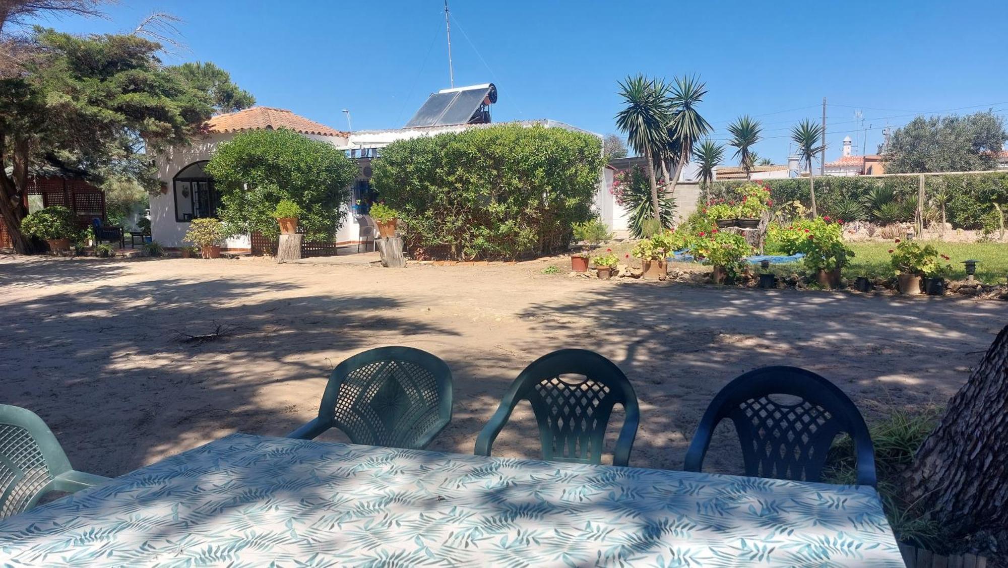 En Finca Las Dunas Dos Chalets Con Jacuzzis En Primera Linea De Playa , Uno De 4 Dormitorios Y Otro De 2 Dormitorios, Llama Al Seiscientos Veintisiete Cuatrocientos Diecisiete Trescientos Noventa Y Ocho Rota Eksteriør bilde